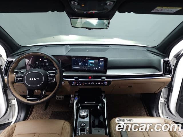 Kia Sorento 2023 — ფოტო 17/20