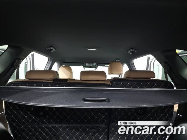 Kia Sorento 2023 — ფოტო 19/20