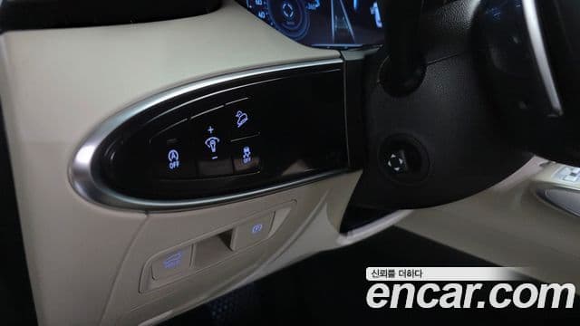 Genesis GV70 2021 — Şəkil 23/34
