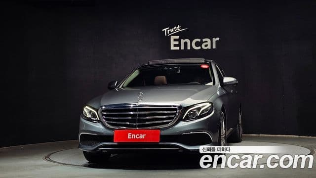 Mercedes-Benz E-Class 2020 — ფოტო 3/20