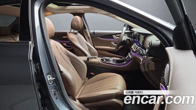 Mercedes-Benz E-Class 2020 — Şəkil 9/30