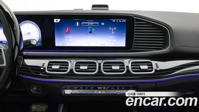 Mercedes-Benz GLS-Class 2025 — ფოტო 16/20