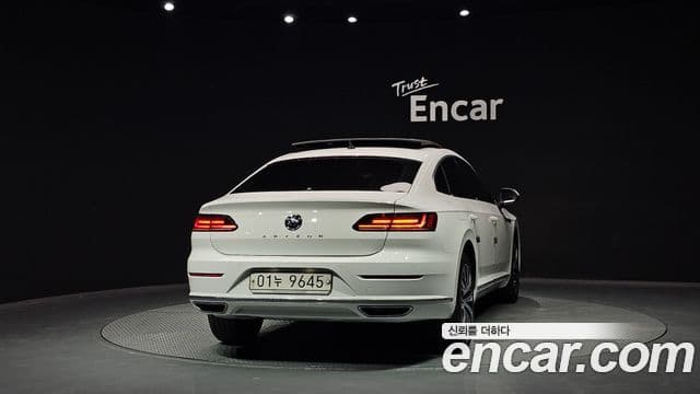 Volkswagen Arteon 2019 — ფოტო 4/20