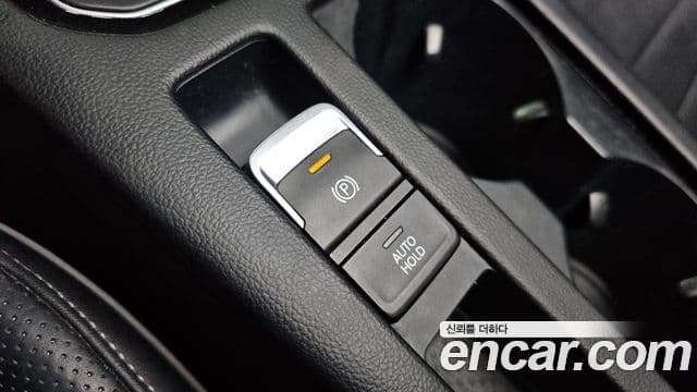 Volkswagen Arteon 2019 — ფოტო 16/20