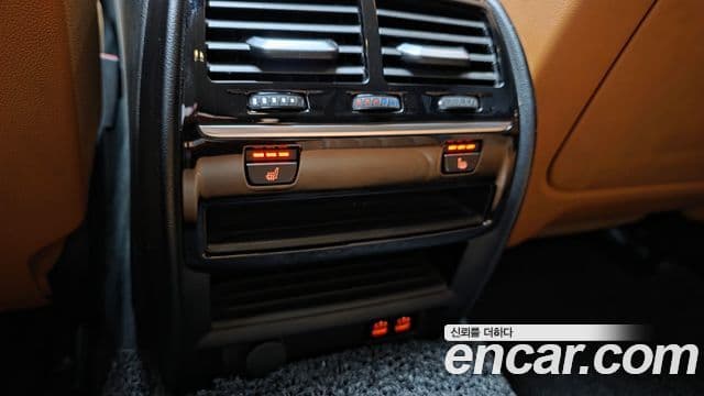 BMW 5 Series 2019 — Şəkil 19/20