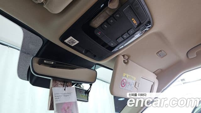 Kia Carnival 2020 — Şəkil 17/20
