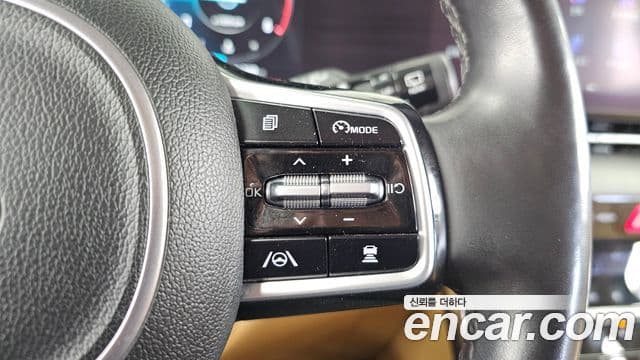 Kia Carnival 2020 — Şəkil 18/20