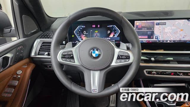 BMW X7 2024 — Фото 14/20