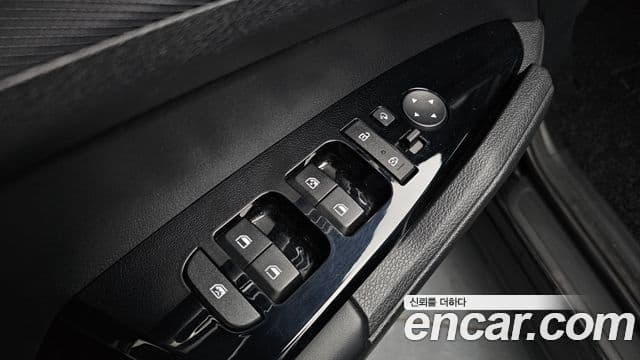 Kia Sportage 2023 — Şəkil 18/20