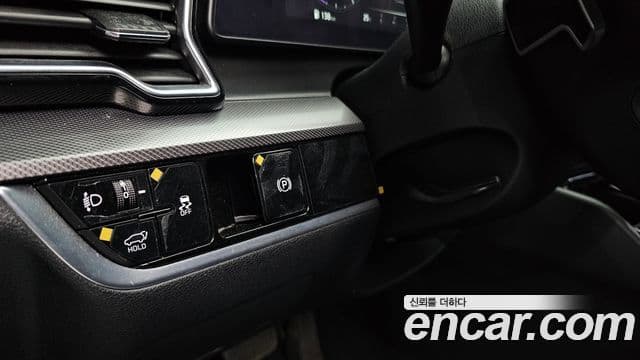 Kia Sportage 2023 — Şəkil 19/20