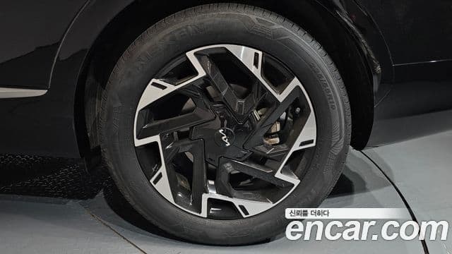 Kia Sportage 2023 — Photo 30/37