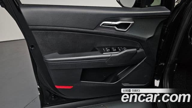 Kia Sportage 2023 — Photo 15/37