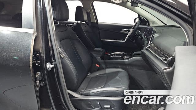 Kia Sportage 2023 — Photo 36/37