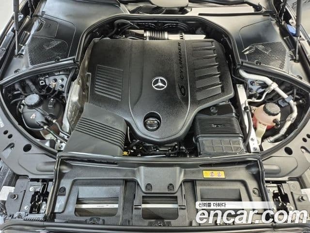 Mercedes-Benz S-Class 2023 — Фото 4/18