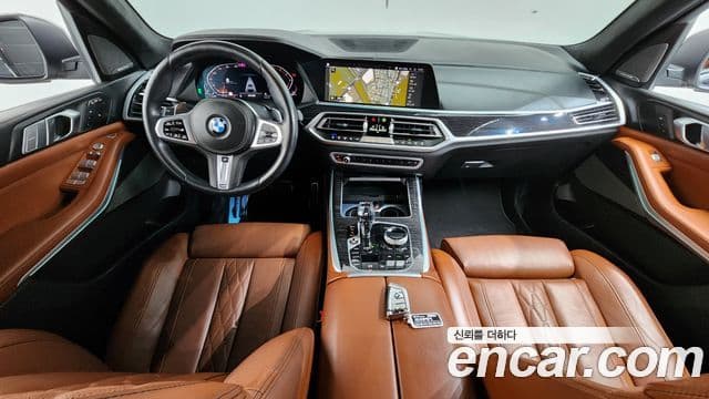 BMW X7 2022 — Şəkil 16/40