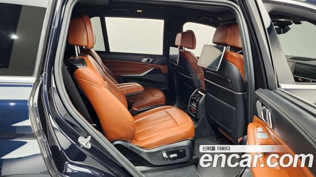 BMW X7 2022 — Şəkil 1/40