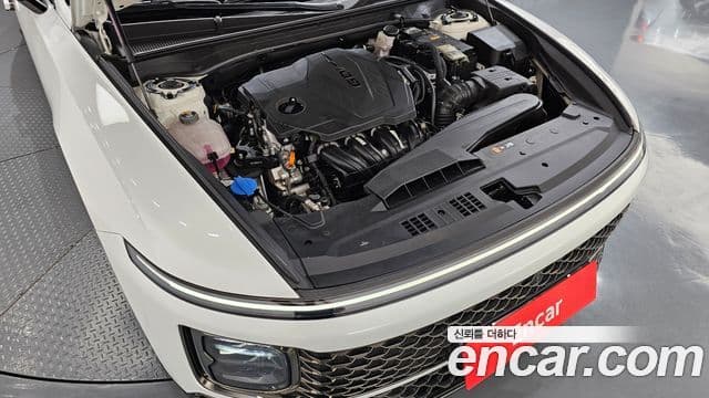 Hyundai Grandeur 2023 — ფოტო 6/20