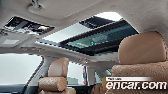 Hyundai Grandeur 2023 — ფოტო 19/20