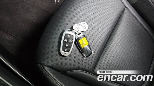 Hyundai Tucson Hybrid 2021 — Şəkil 25/30