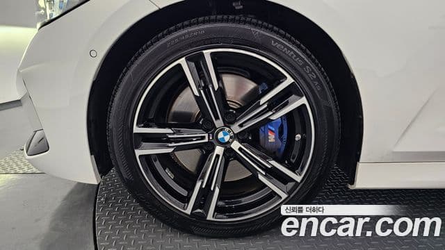 BMW 3 Series 2024 — фото 5 из 20