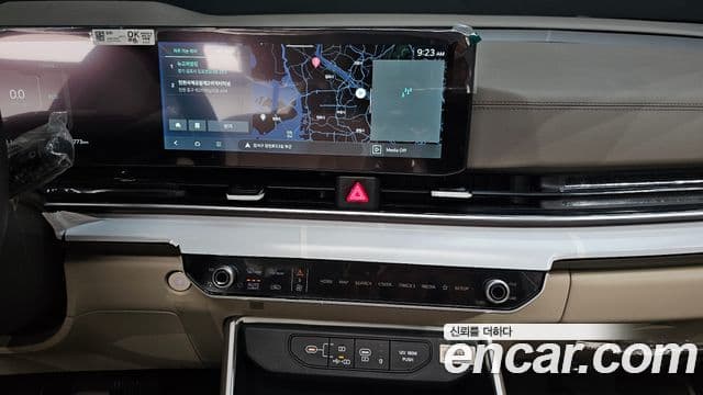 Kia Carnival 2025 — Şəkil 14/20