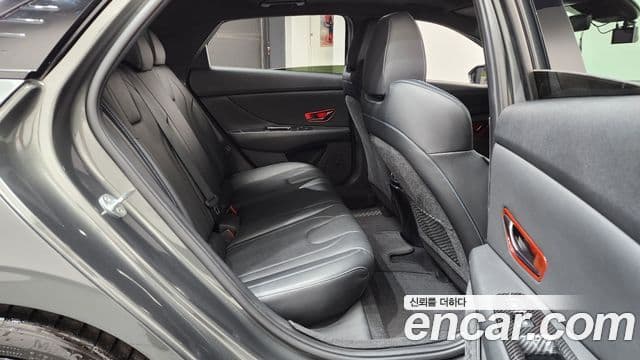 Hyundai Avante 2021 — ფოტო 11/20