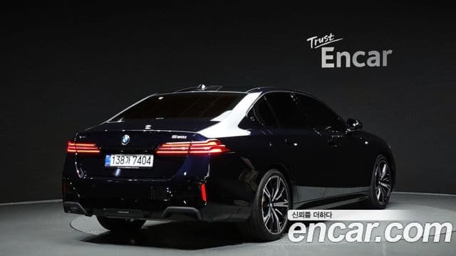 BMW 5 Series 2025 — ფოტო 2/20