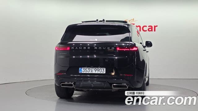 Land Rover Range Rover Sport 2025 — ფოტო 4/20