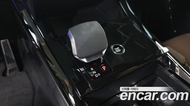 Land Rover Range Rover Sport 2025 — фото 9 из 20