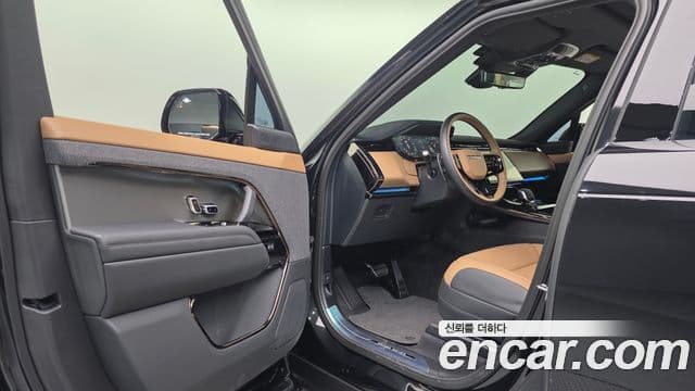 Land Rover Range Rover Sport 2025 — ფოტო 10/20