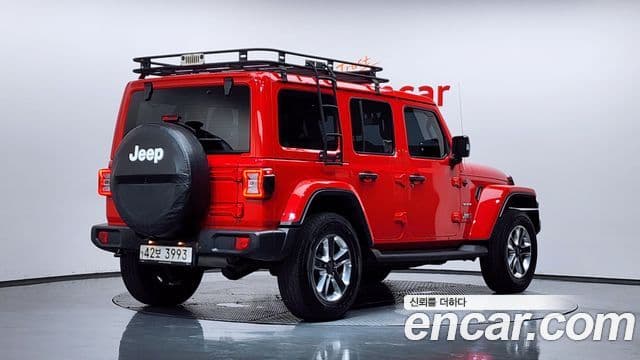 Jeep Wrangler 2018 — ფოტო 2/20