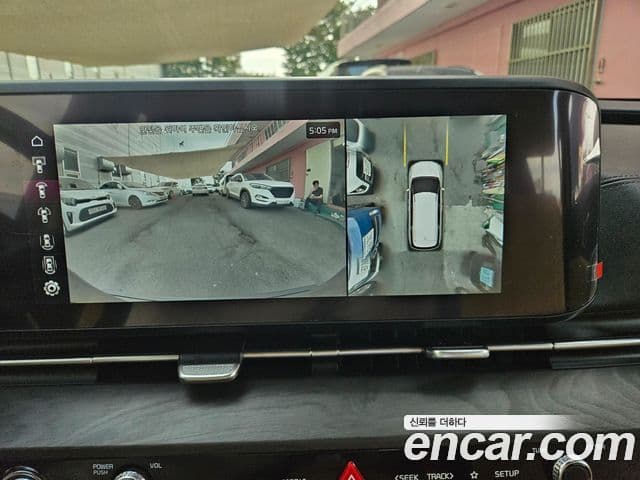 Kia Carnival 2021 — ფოტო 15/20
