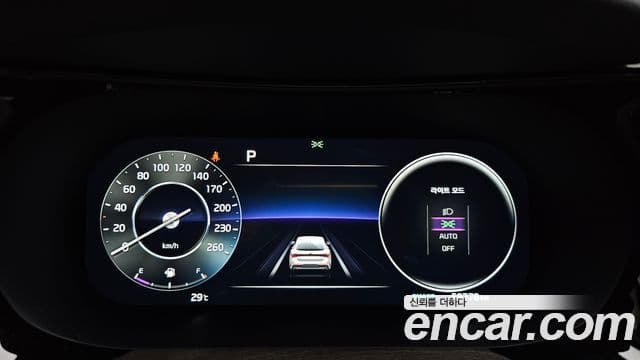 Kia K5 2021 — Şəkil 8/20