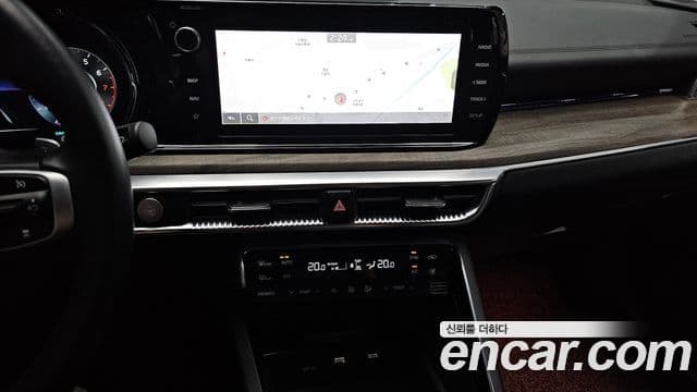 Kia K5 2021 — Şəkil 13/20