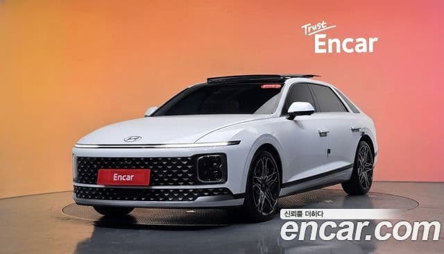 Hyundai Grandeur 2024 — ფოტო 1/20