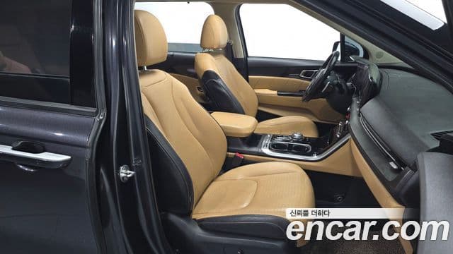 Kia Carnival 2021 — Şəkil 12/20