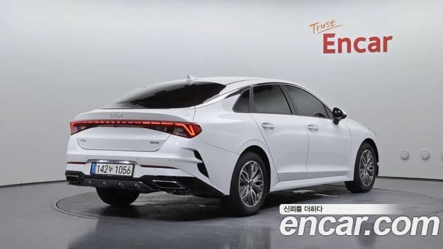 Kia K5 2022 — Şəkil 2/20
