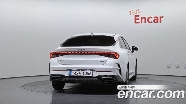 Kia K5 2022 — Şəkil 4/20