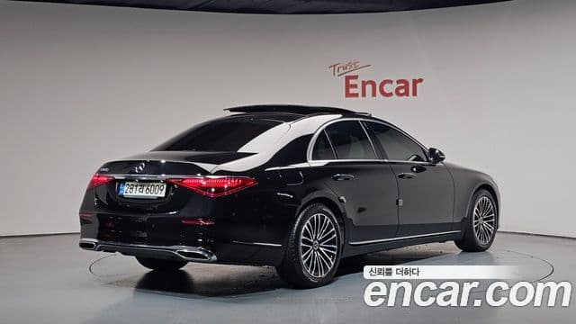 Mercedes-Benz S-Class 2022 — ფოტო 2/20