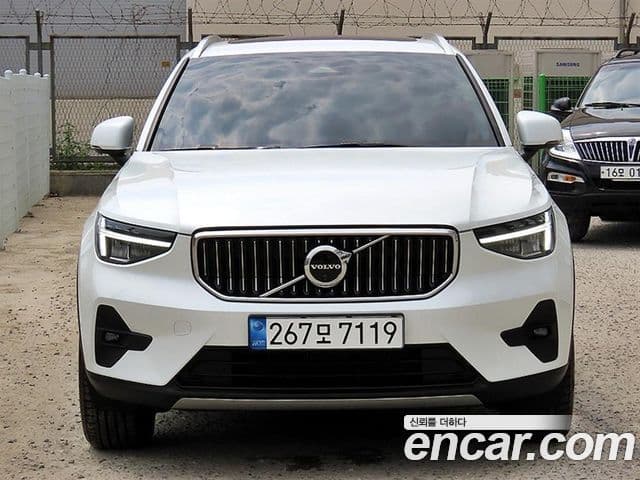 Volvo XC40 2022 — Şəkil 20/20