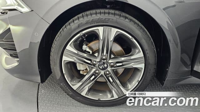 Kia K5 2020 — ფოტო 5/20