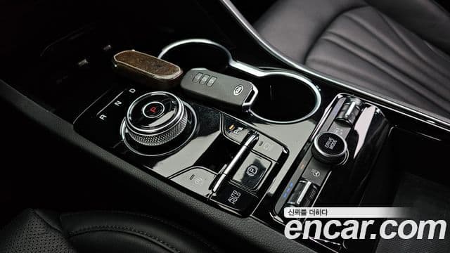 Kia K5 2020 — ფოტო 9/20
