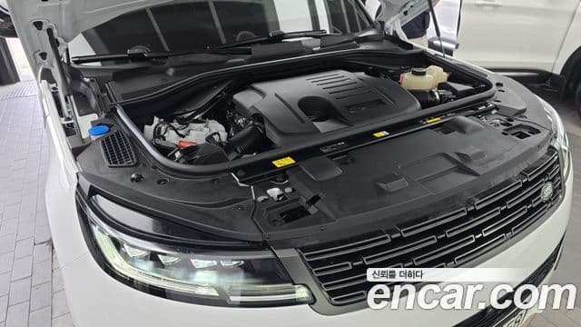 Land Rover Range Rover Sport 2024 — ფოტო 6/20