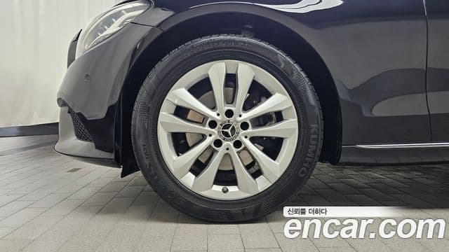 Mercedes-Benz C-Class 2020 — Şəkil 5/20