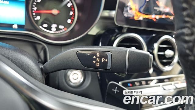 Mercedes-Benz C-Class 2020 — Şəkil 9/20