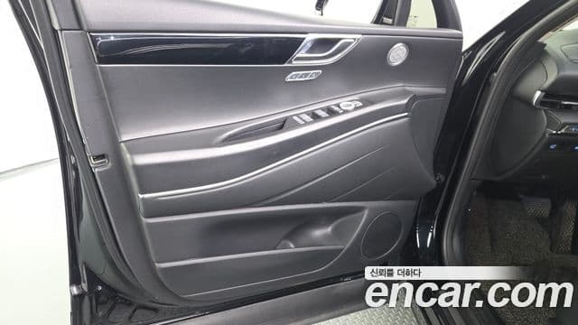Genesis GV80 2022 — Şəkil 16/32
