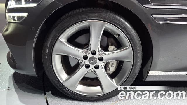 Genesis Electrified G80 2022 — Şəkil 5/20