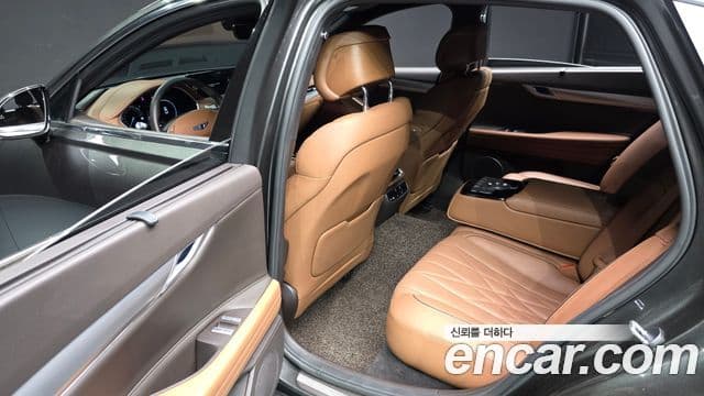Genesis Electrified G80 2022 — Şəkil 11/20
