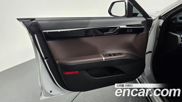 Hyundai Grandeur Hybrid 2024 — Photo 4/34