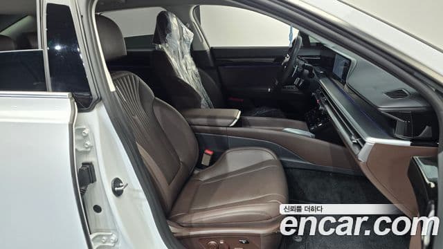 Hyundai Grandeur Hybrid 2024 — Photo 31/34